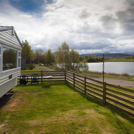 The Hide Near Aviemore Exterior photo